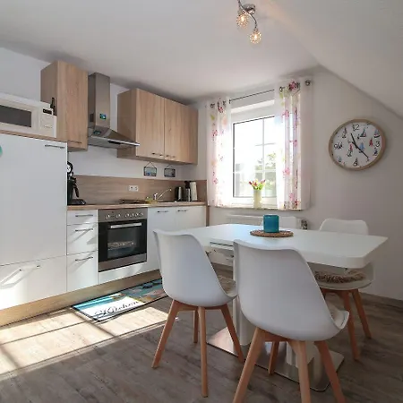 شقة Katys-kajuete غريتسيل